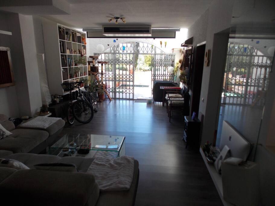 Spacious 2 Bedroom W/ Own Pool 5 Minutes Walk To Beach Campoamor Εξωτερικό φωτογραφία